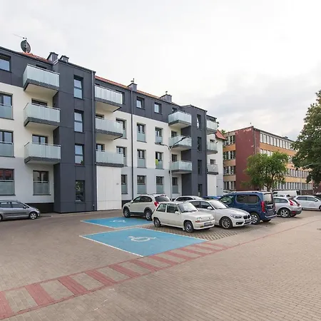 W Centrum, Park & Rzeka 40m2 Apartment *