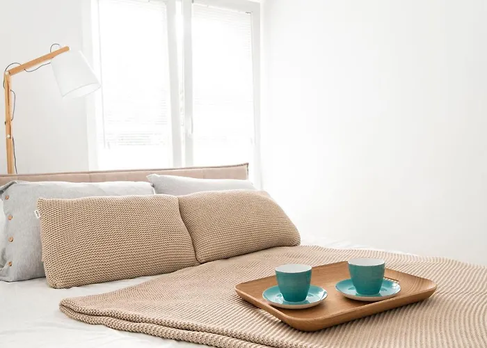 Centre Netflix- Greenpark - River Apartment *